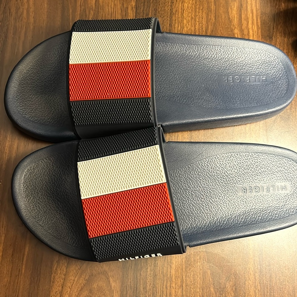 Tommy Hilfiger Slide size (10)